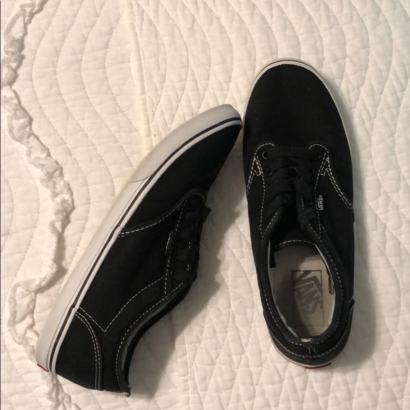 Classic Black Vans - Picture 2 of 3